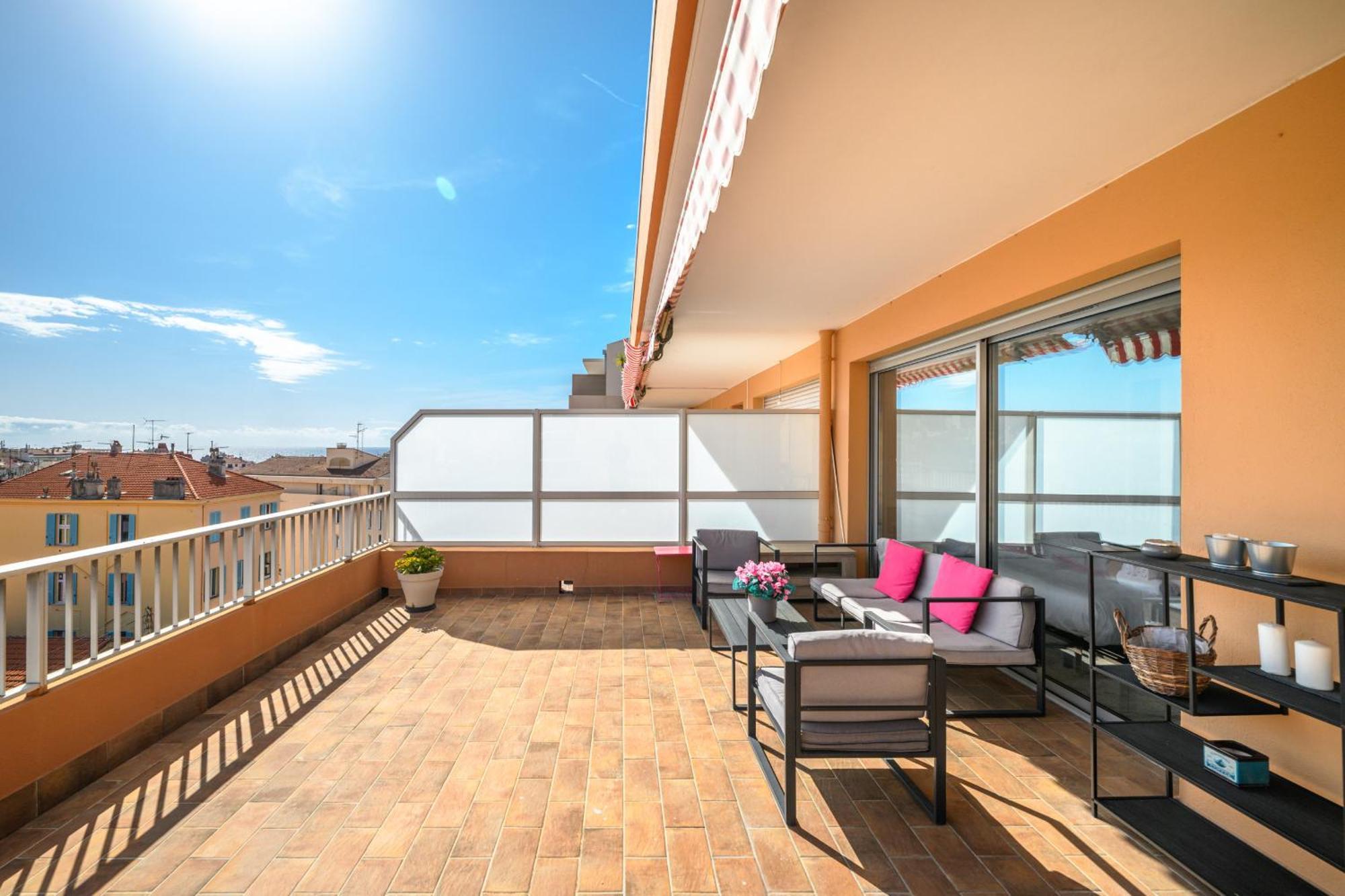 'L'Alicante Proche' Gare, Terrasse, Vue Mer Μεντόν Εξωτερικό φωτογραφία